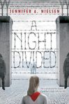 A Night Divided (Scholastic Gold) - 圖片 1