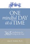 One Mindful Day at a Time: 365 Meditations on Living in the Now - 圖片 1