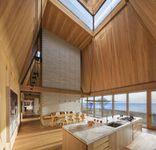 Out of the Woods: Architecture and Interiors Built from Wood - 圖片 2