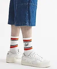 CAFÉ KITSUNÉ 楓糖漿棕條紋手繪LOGO運動襪/ 40