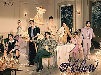 Hollow (初回生産限定盤B/CD+SpecialZINE)