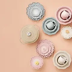 LE CREUSET瓷器蕾絲花語系列圓盤/ 19cm/ 貝殼粉