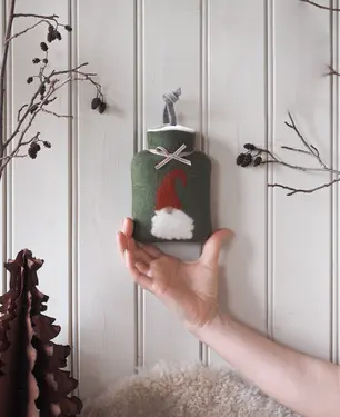 德國 dorothee lehnen 手工羊毛氈熱水袋/ 方型/ 聖誕老人/ 橄欖綠底