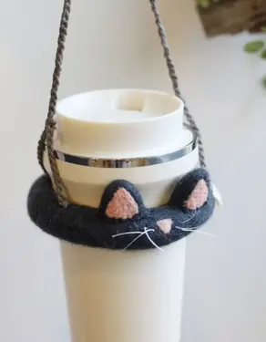 羊毛出在羊山上羊毛氈杯套/ 黑貓