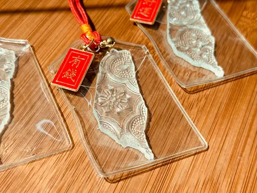 壹弍文創窗花玻璃海棠花台灣御守/ 有錢