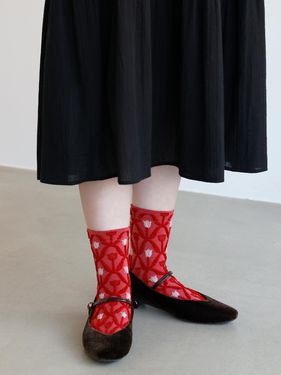 【日本 Tabio】 鬱金香浮織中筒襪/ 42/ Red