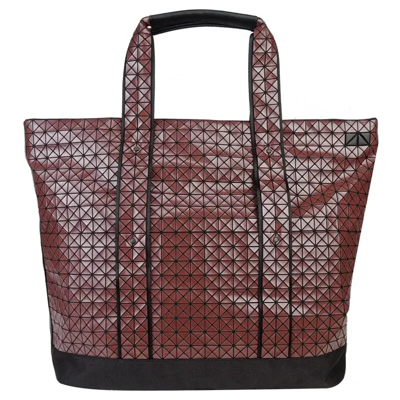 ISSEY MIYAKE 三宅一生 幾合亮面皮質拼尼龍托特包-咖/平行輸入