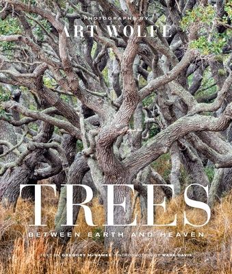 Trees: Between Earth and Heaven (Gift Ed.)