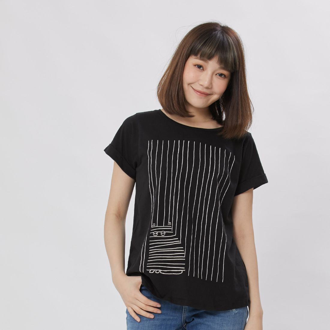 躲貓貓棉質短袖寬版方袖女T/黑/ L