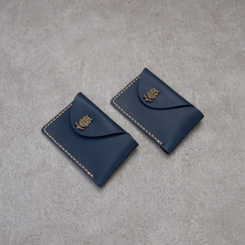 Be Two 名片夾 卡片夾 名片盒 真皮 深藍色牛皮 【限量 客製禮物】 深藍色＋不需燙金/ 站立貓頭鷹