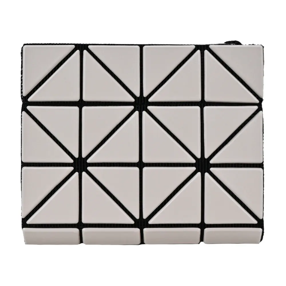 ISSEY MIYAKE 三宅一生 BAOBAO L型拉鍊霧面零錢包-淺卡其/平行輸入