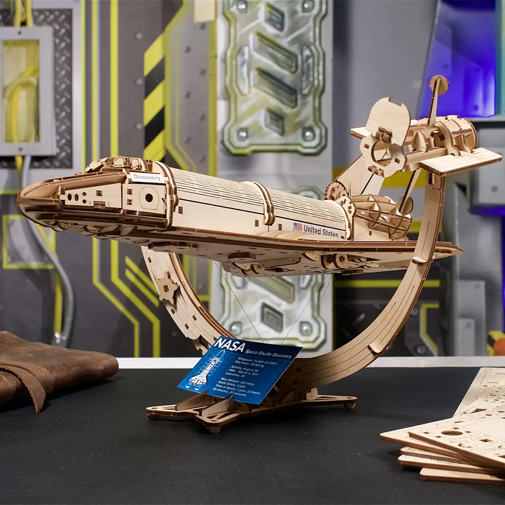 UGEARS自我推進模型/ Ugears NASA發現號太空船