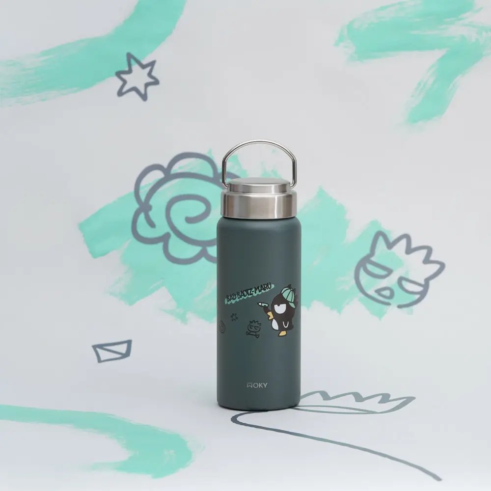 WOKY沃廚X三麗鷗聯名款提手輕芯鈦瓷保溫瓶/ 500ml/ 無際綠