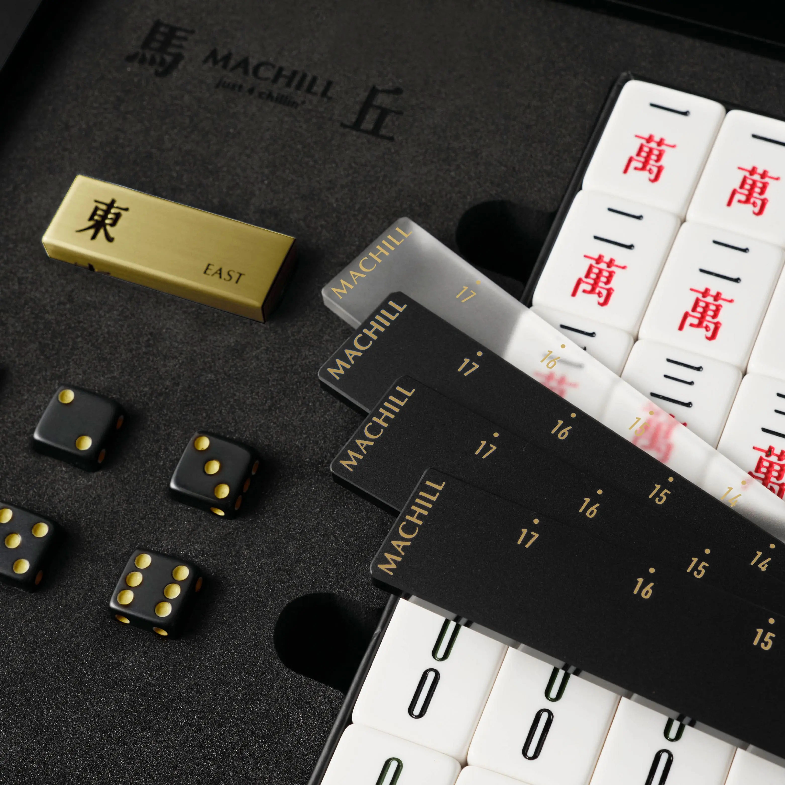 馬丘MACHILL麻將精裝組/ 黑背紅綠黑/ 金色特別版