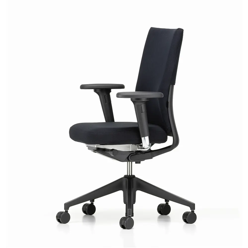 北歐櫥窗/Vitra ID Soft 全能舒適辦公椅(黑椅背 x 黑座墊、2D扶手)