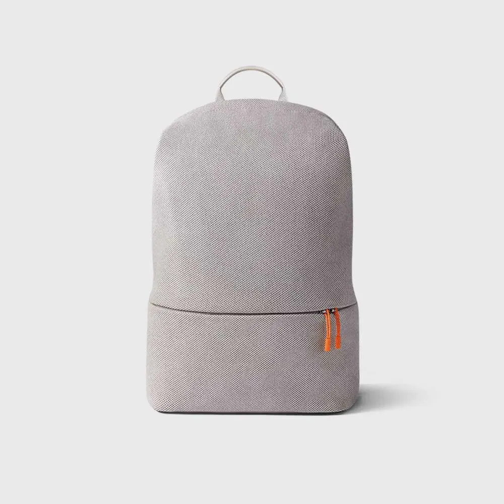 【ITO】16L旅行後背包二代 TRUFFLE TRAVEL/ 登山輕便雙肩通勤/ 霜地白