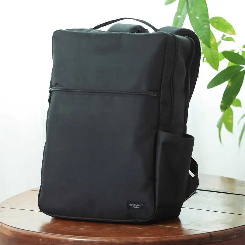 SEVENDAYZ PACKスクエアバックパックBOOK