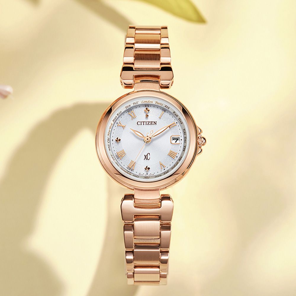 CITIZEN 星辰 XC 亞洲限定版 光動能電波萬年曆女錶 EC1037-69A