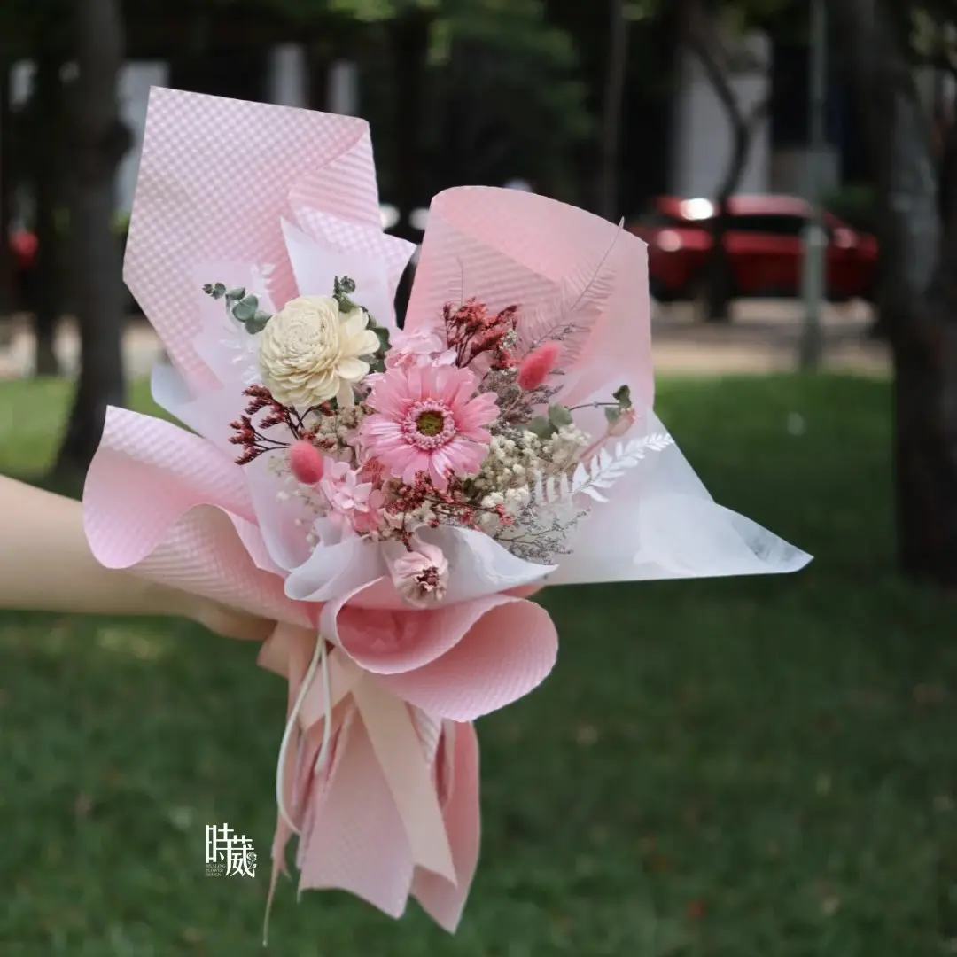 時葳花園花藝設計 青春不散 非洲菊 太陽花 不凋花花束/ 少女粉