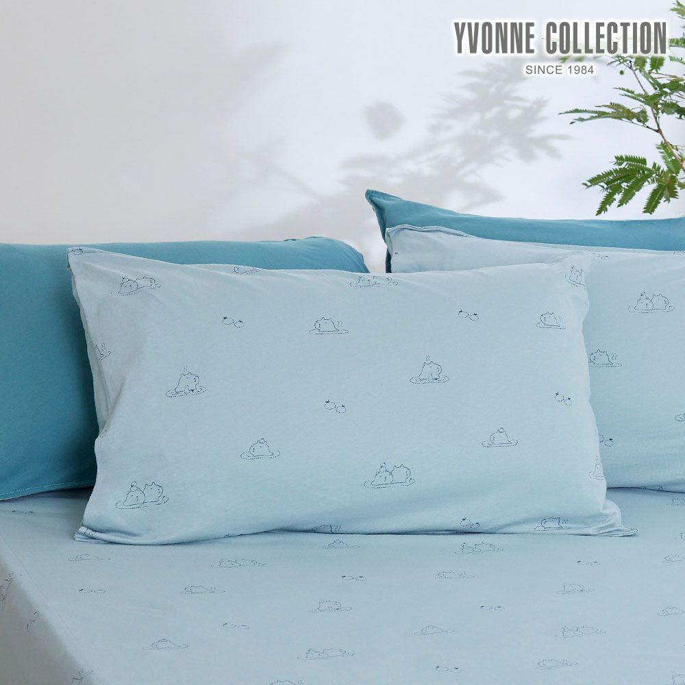 YVONNE COLLECTION水豚印花信封式枕套1入-泉水綠