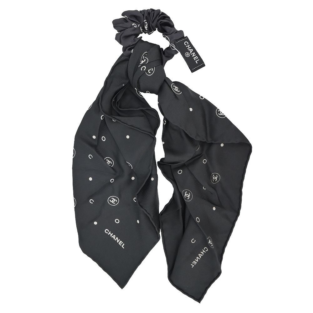 CHANEL 經典雙C LOGO 印花絲綢斜紋絲巾/髮飾(黑色)/平行輸入