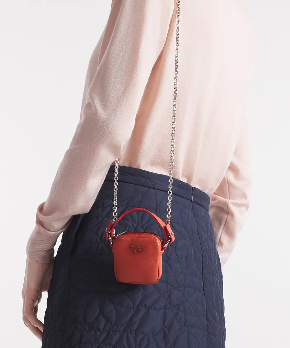 MAISON KITSUNÉ 漫步雲端系列迷你可拆式鏈帶零錢包-紅木色