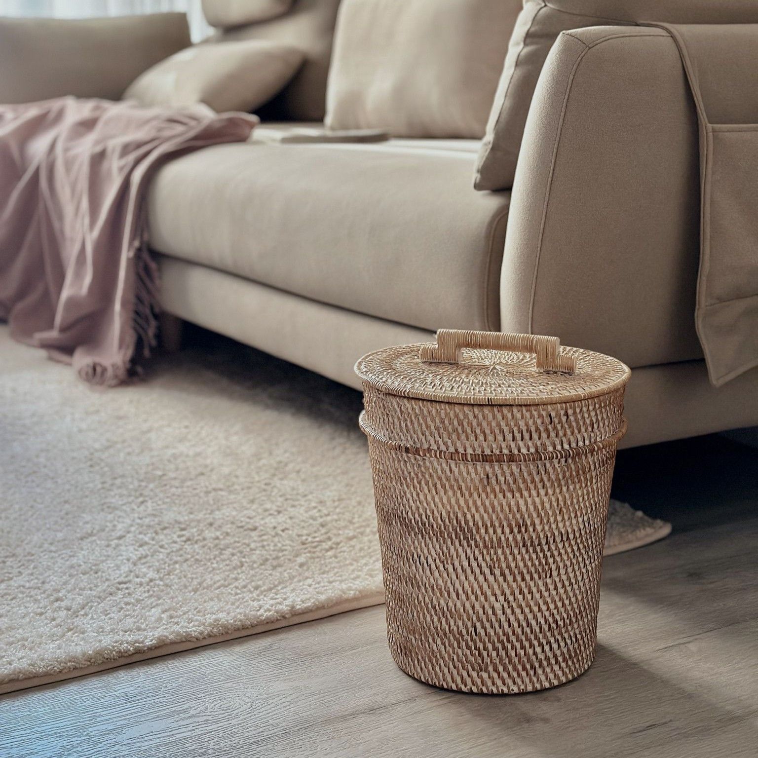 DecoDazzle.印尼手工藤編收納桶垃圾桶-水洗白