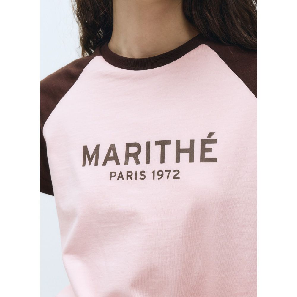 MARITHÉ FRANÇOIS GIRBAUD/ W REGULAR LOGO RAGLAN CROP TEE 女款 棒球袖字母經典短版T恤 粉色pink/ S