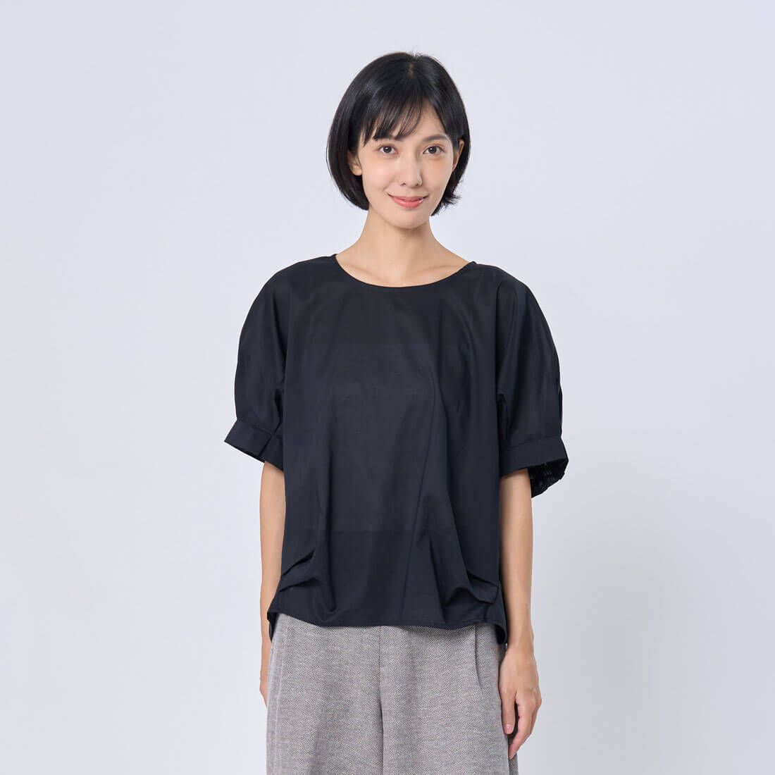 好我 so that's me Pamela花摺袖棉質立體打摺上衣/ 經典黑 Free Size
