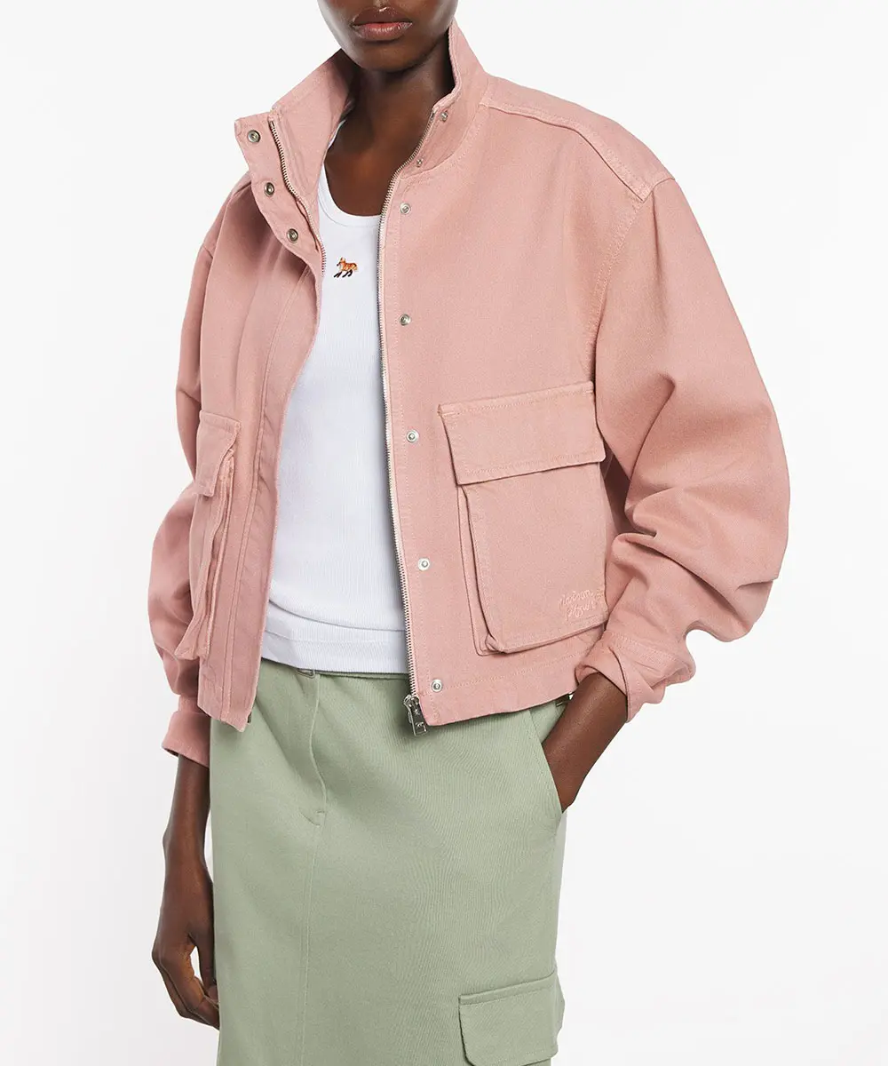 MAISON KITSUNÉ 藕粉色手繪LOGO雙口袋短版立領工裝外套/女裝/ L