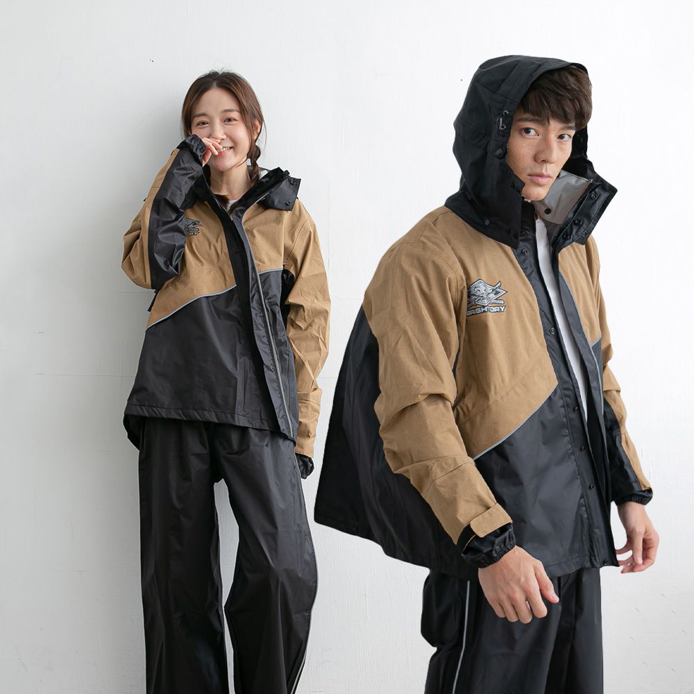 【OutPerform-奧德蒙雨衣官方直營】【背包款】終結者斜開專利兩件式風雨衣/ 卡其/ 5XL