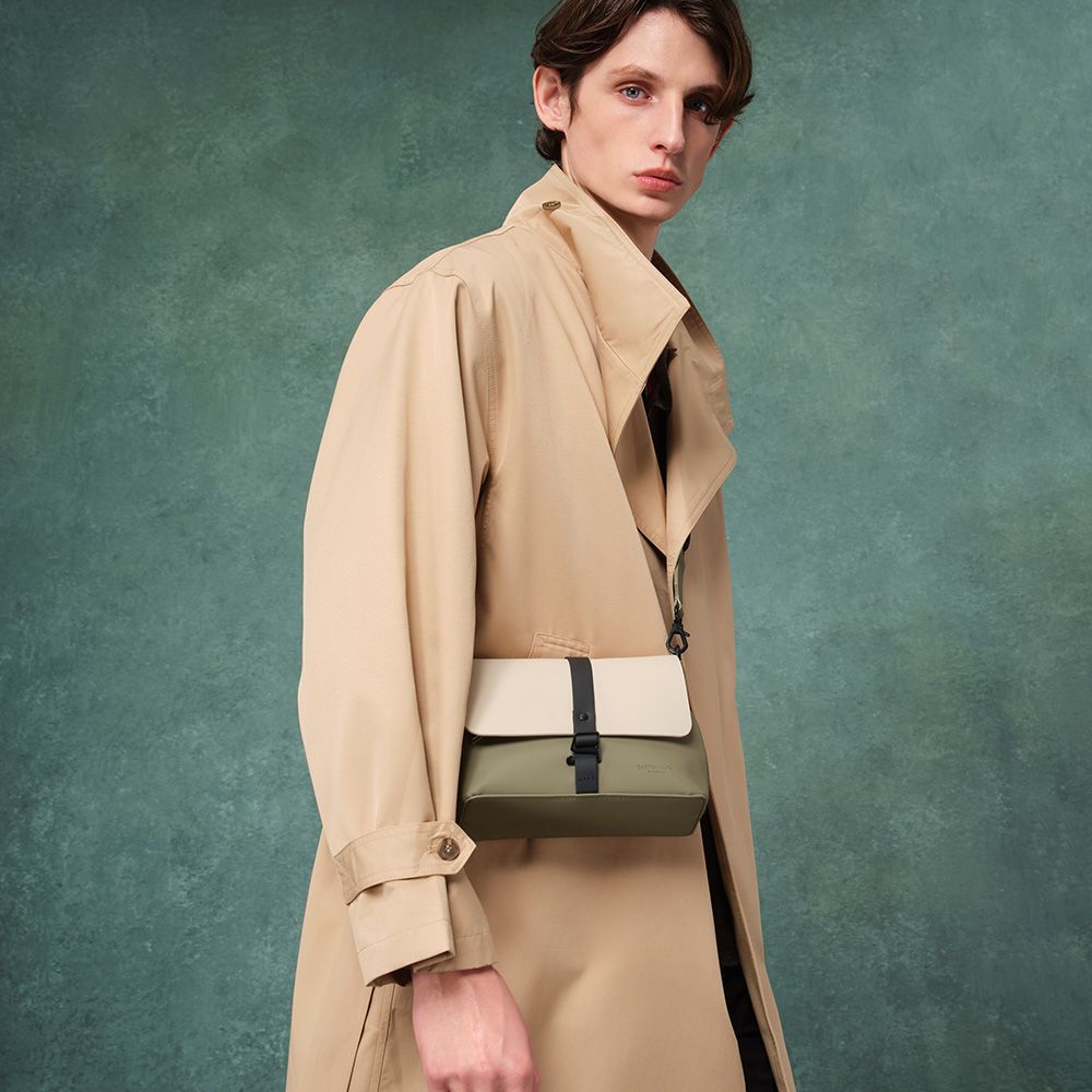 Gaston Luga Spläsh Crossbody Bag斜肩側背包/ 奶油白/鼠尾草綠