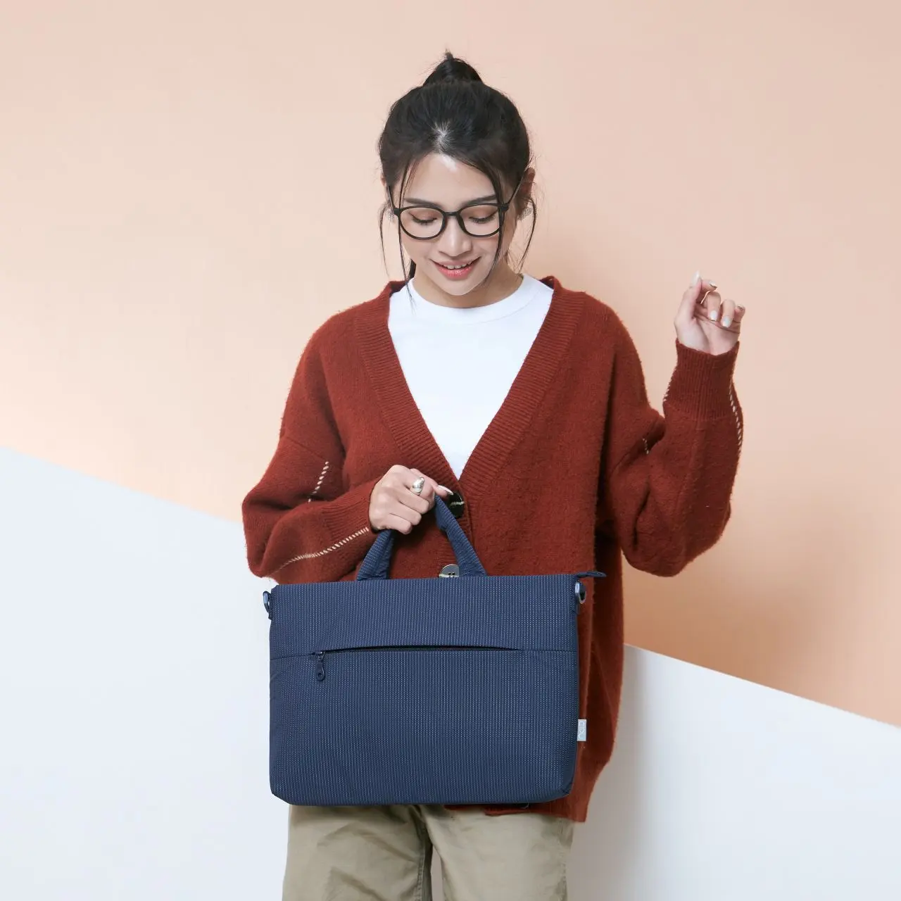 獨家低價➤【CIPU】Light電腦包(M)/ Navy藍