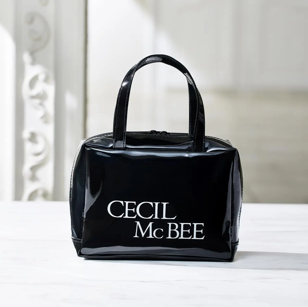 CECIL McBEE ショッパーみたいなコスメポーチBOOK (附化妝包)