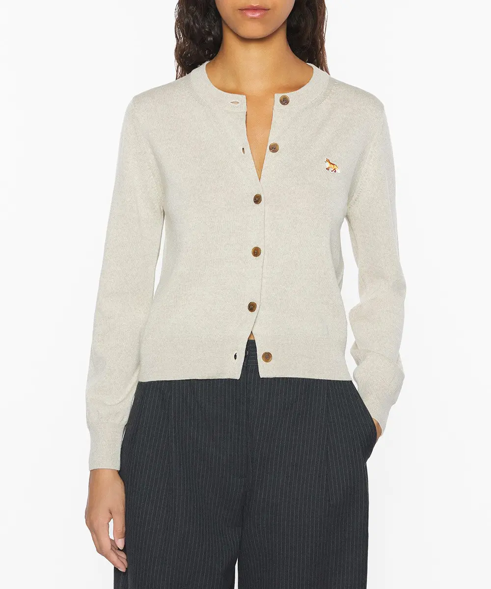 MAISON KITSUNÉ 燕麥米色小狐狸LOGO經典開襟針織衫/女裝/ XL