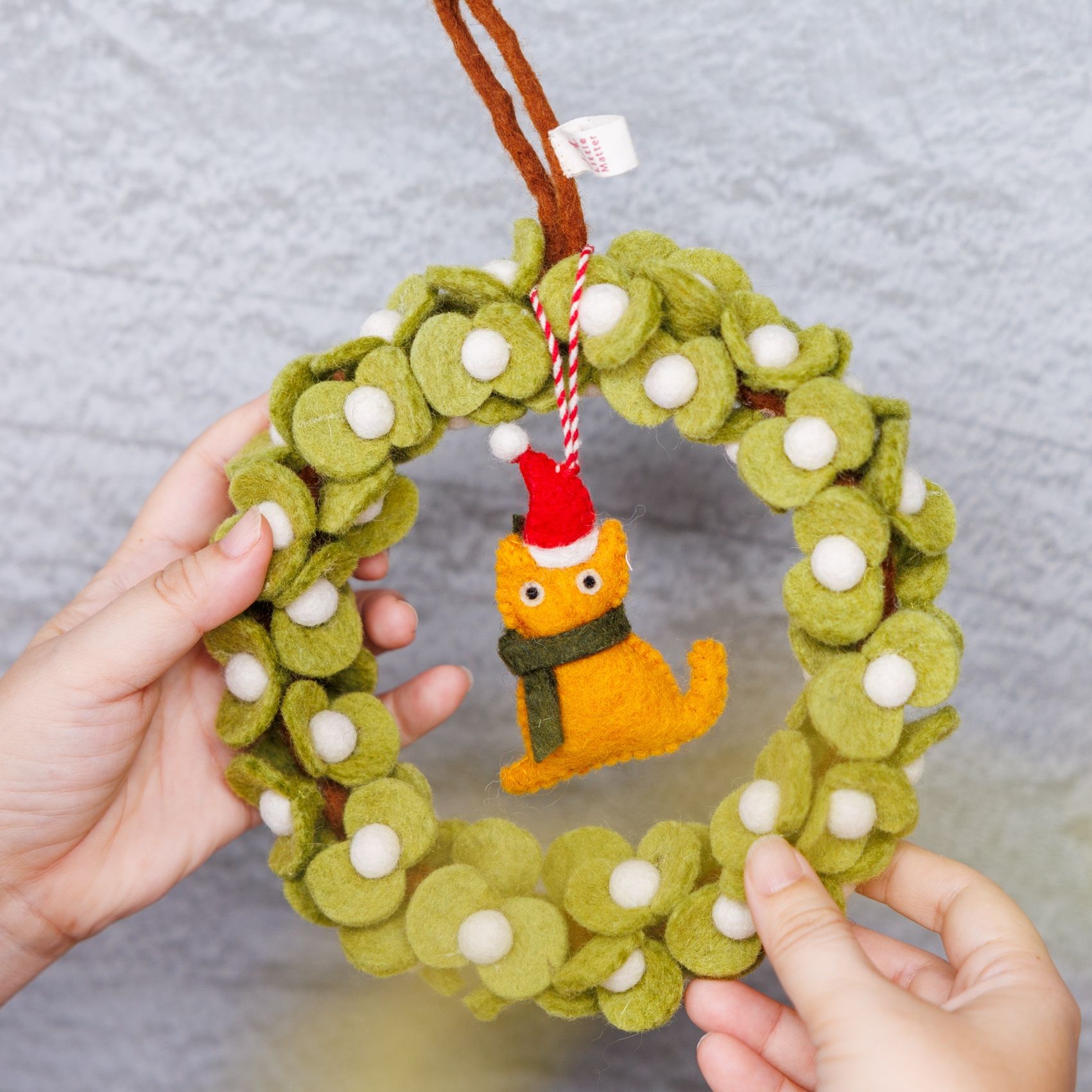 Little Matter重要的小事羊毛氈聖誕吊飾/ 聖誕小貓/ 橘貓小奶油/ 綠圍巾