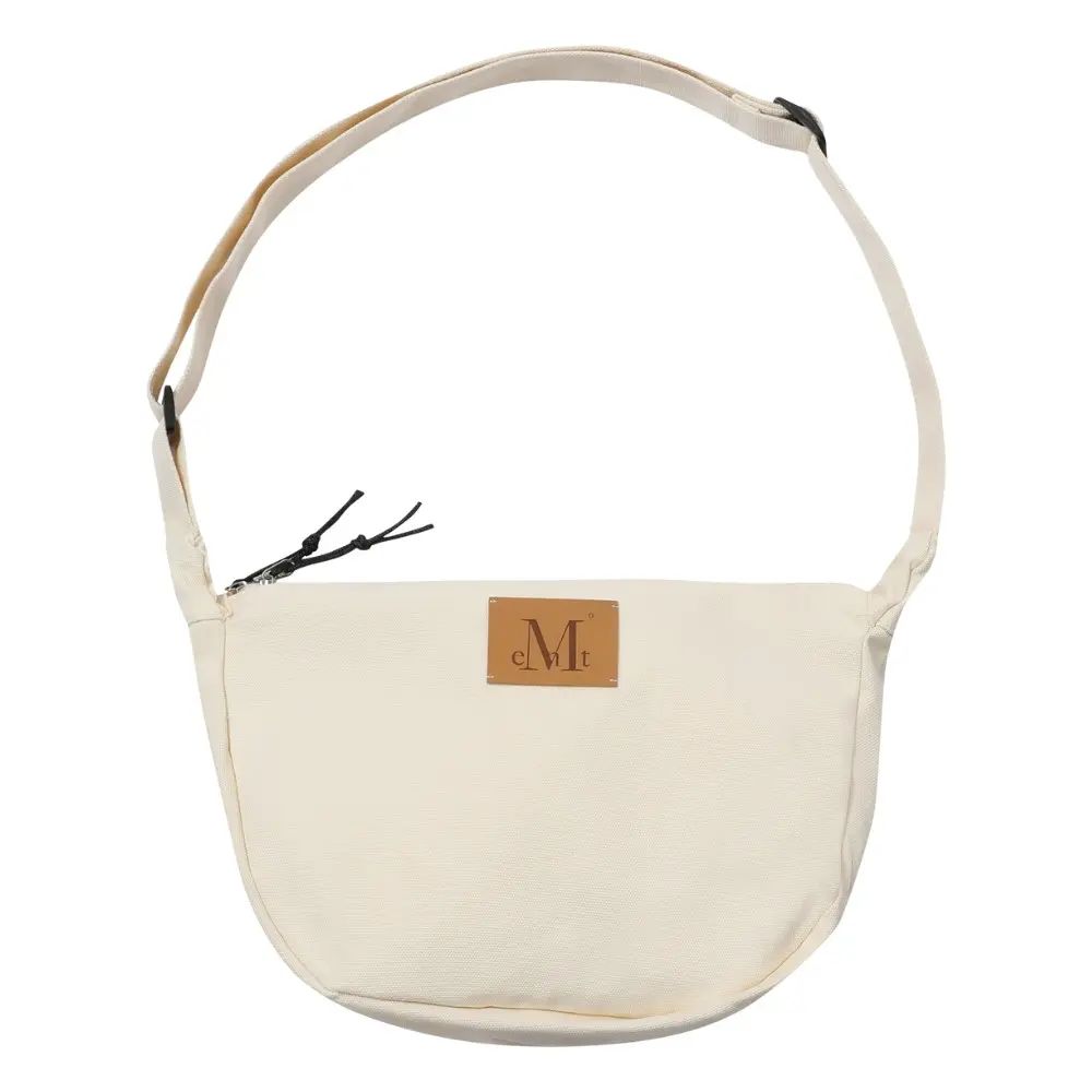 韓國 MUCENT SIGNATURE LOGO HALFMOON CROSS BAG 半月造型斜背包 象牙白Ivory