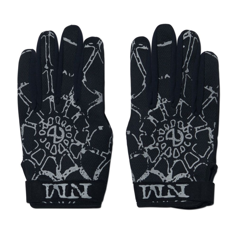韓國 NOMANUAL REFLECTIVE WEB GLOVES 反光蛛網印花手套 黑色BLACK