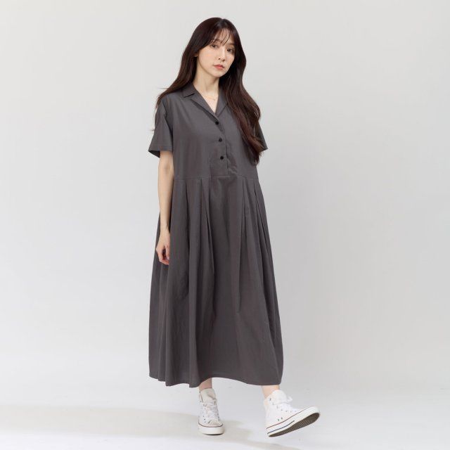 好我 so that's me Nicole有領短袖箱褶洋裝/ 墨灰 FREE SIZE