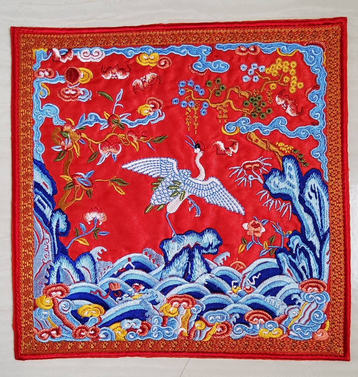 吉祥好預兆✦繡花房紋松鶴方墊