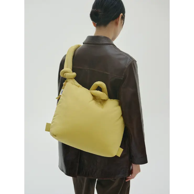 西班牙ÖLEND空氣斜背包/ Ona Soft Bag/ 萊姆綠