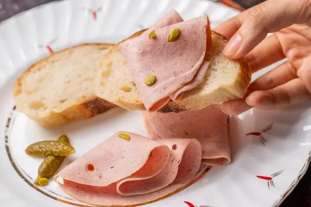 【食亨嚴選】義式開心果熟肉腸