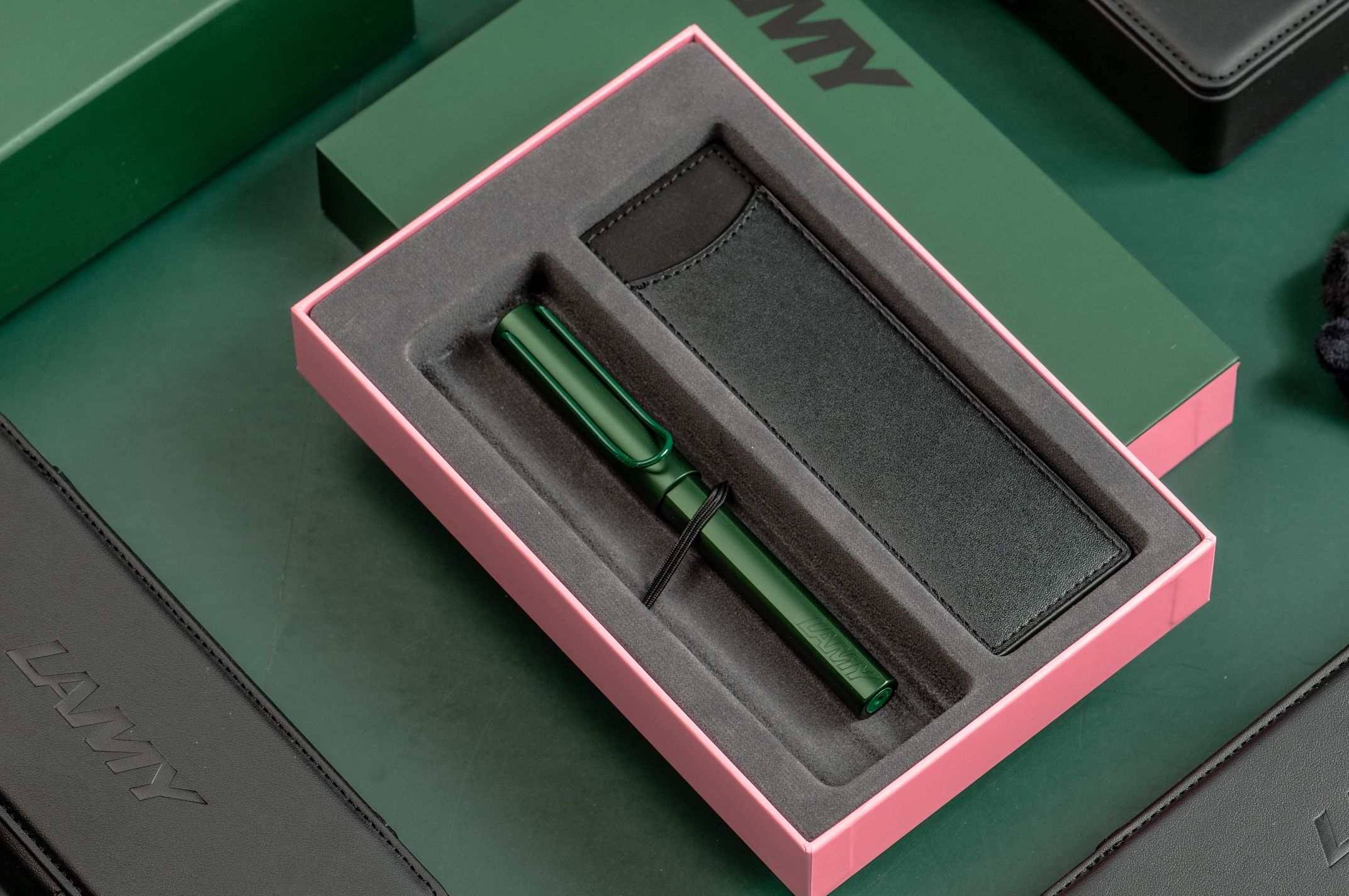 LAMY AL-star恆星鋼珠筆筆套禮盒/ 2026限量/ 松木綠