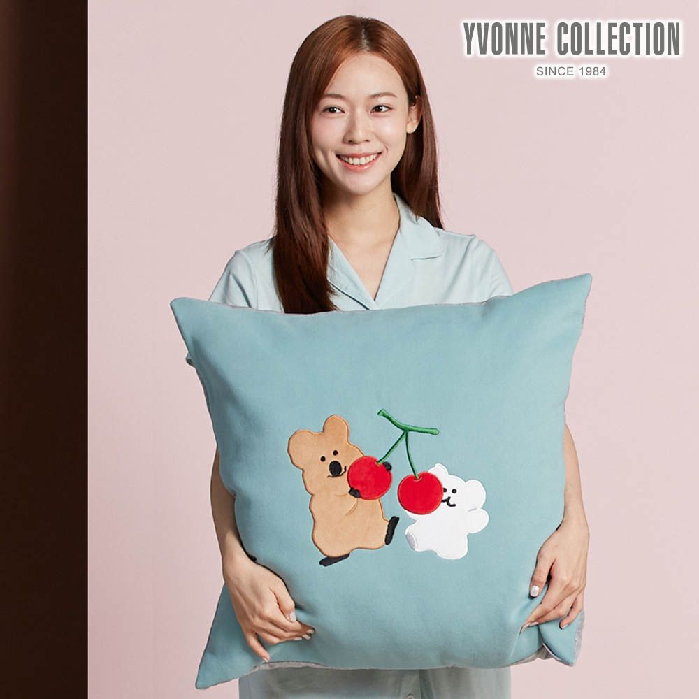 YVONNE COLLECTION DINOTAENG｜櫻桃方形抱枕（60x60公分）-湖水綠