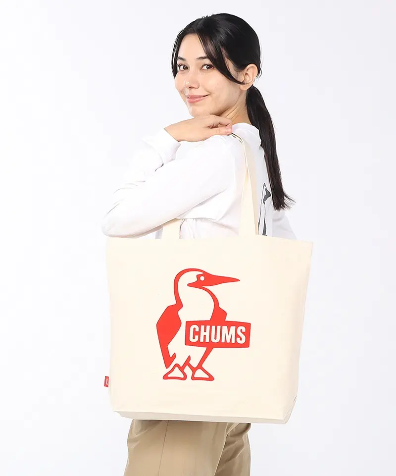 人氣登場➤CHUMS 帆布托持包