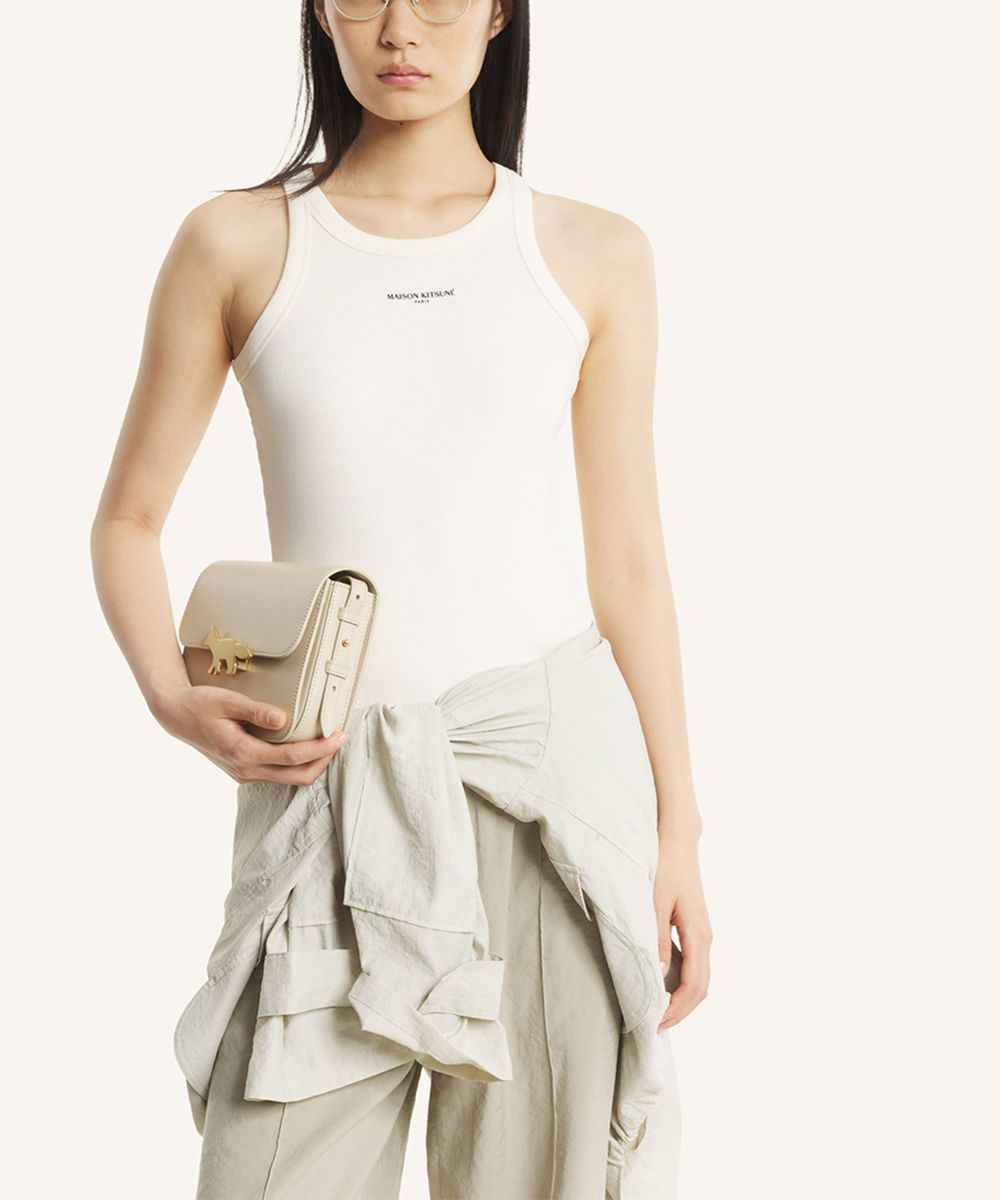 MAISON KITSUNÉ 杏仁奶霜MK巴黎LOGO羅紋背心/女裝/ L