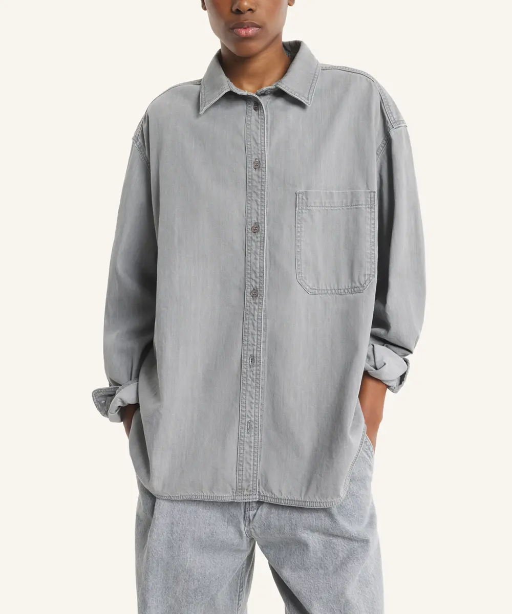 MAISON KITSUNÉ 水洗灰輕薄丹寧男友風襯衫/女裝/ S