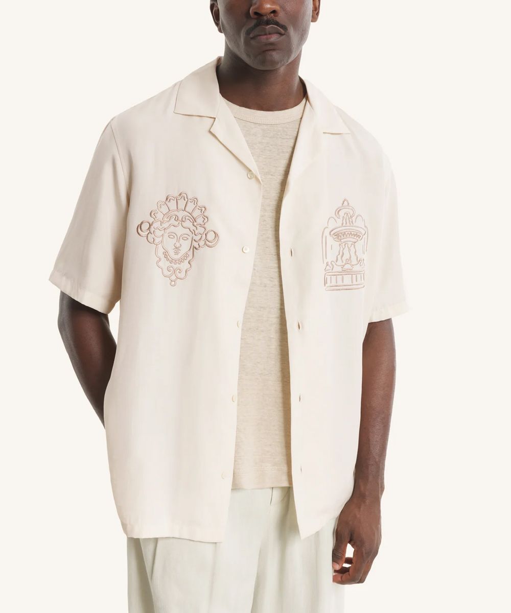 MAISON KITSUNÉ 白陶色巴黎物語印花度假襯衫/中性/男裝/ M