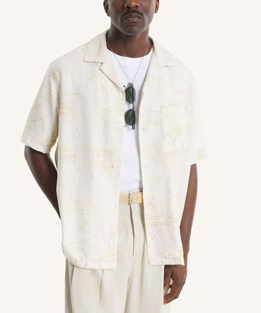 MAISON KITSUNÉ 杏仁奶霜巴黎物語圖鑑印花度假襯衫/中性/男裝/ L