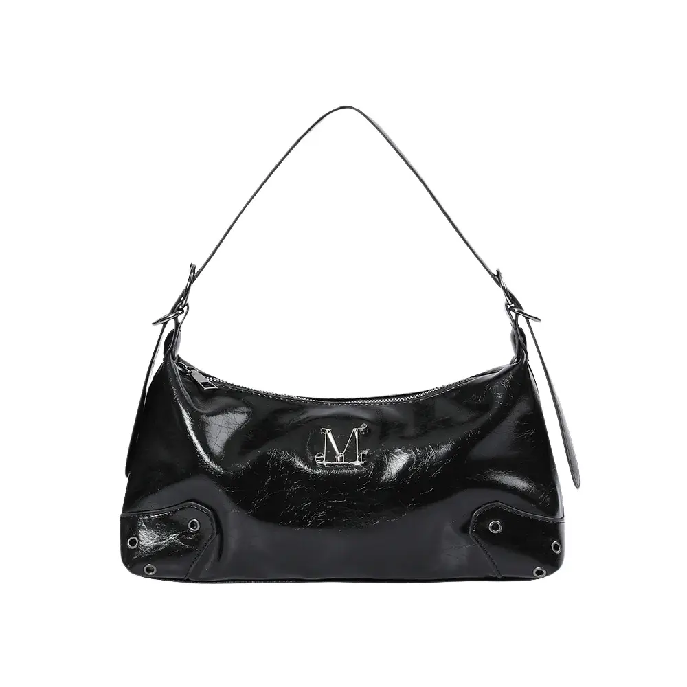 韓國 MUCENT BARB METAL LOGO 2-WAY EYELET CROSS BAG 金屬Logo兩用斜背包 黑色Black
